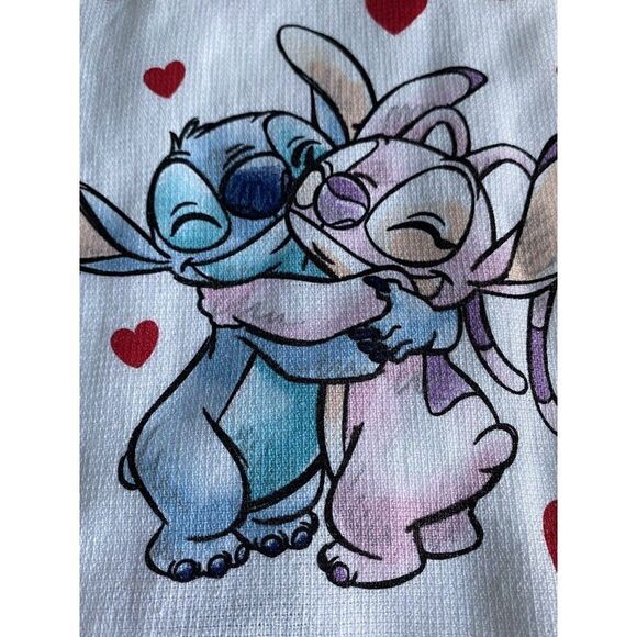 2 Pack Disney Stitch And Angel Kitchen Towels Hearts Valentine's Day Love NEW - Picture 2 of 11